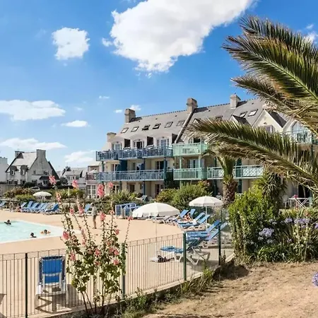 Charmante Maison A Avec Piscine Partagee *